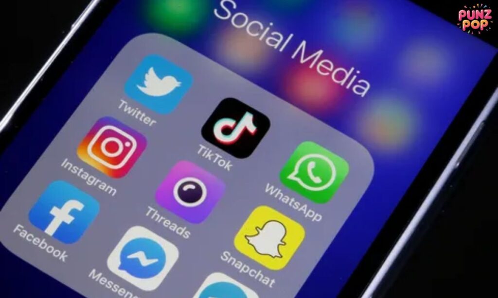 ISTG in Online Chats